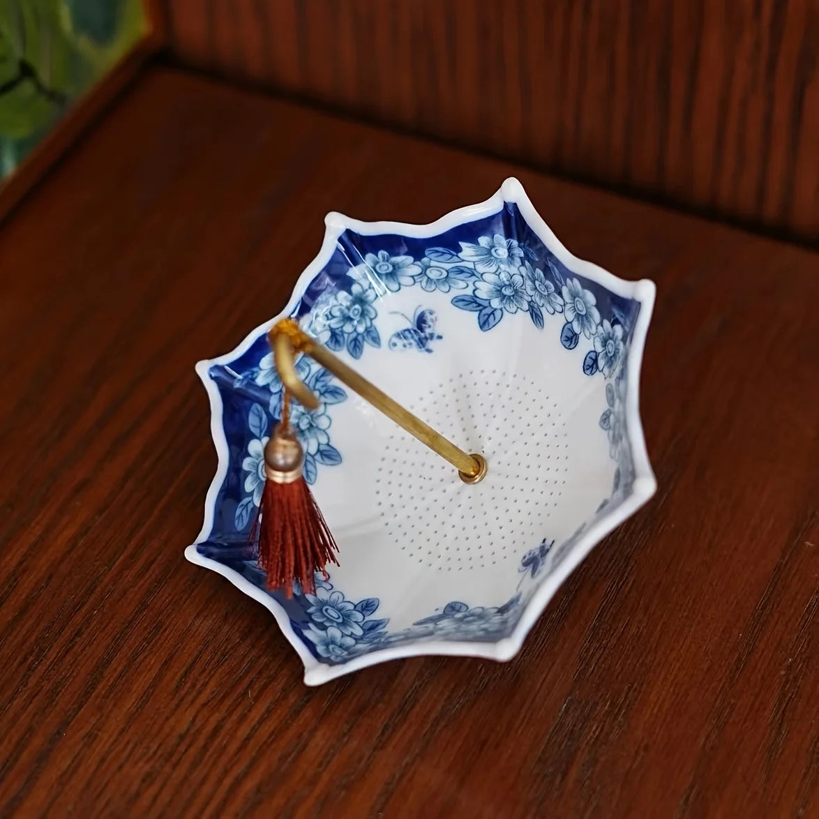 1pc Ceramic Tea Strainer - Blue & White Umbrella Design with Tassel, Compact for Office/Home Decor,for Kung Fu Tea Sets